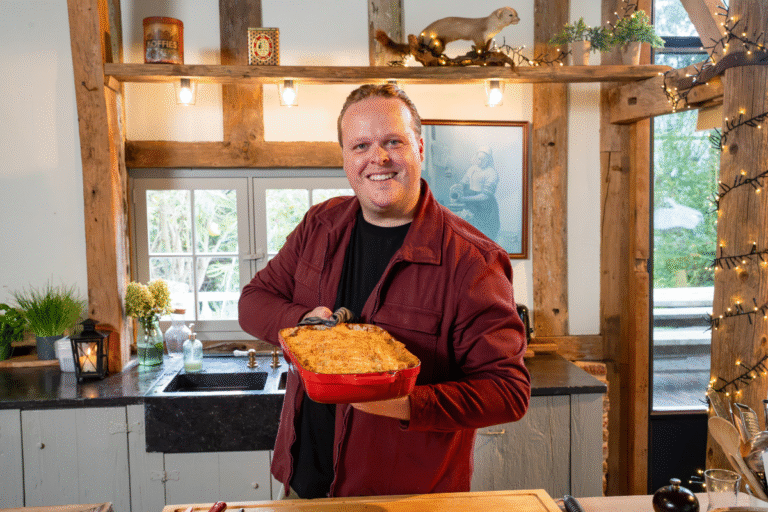 Titelbeeld van het nieuwe seizoen van Meat Timon met Timon Michiels op njam!