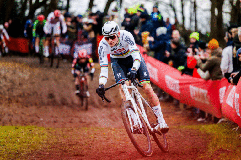 Sfeerbeeld fietssport op Eurosport, een van de Ads & Data themazenders